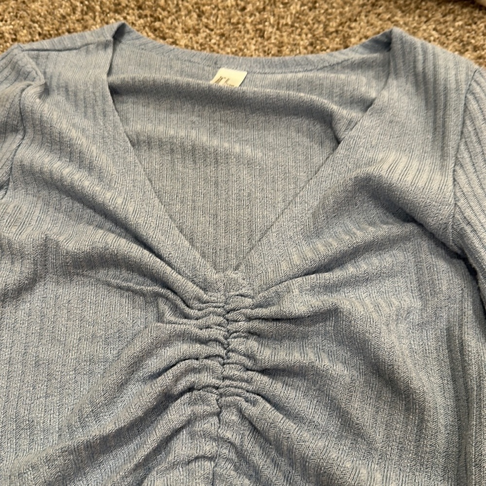 Blue Top - Picture 2 of 2